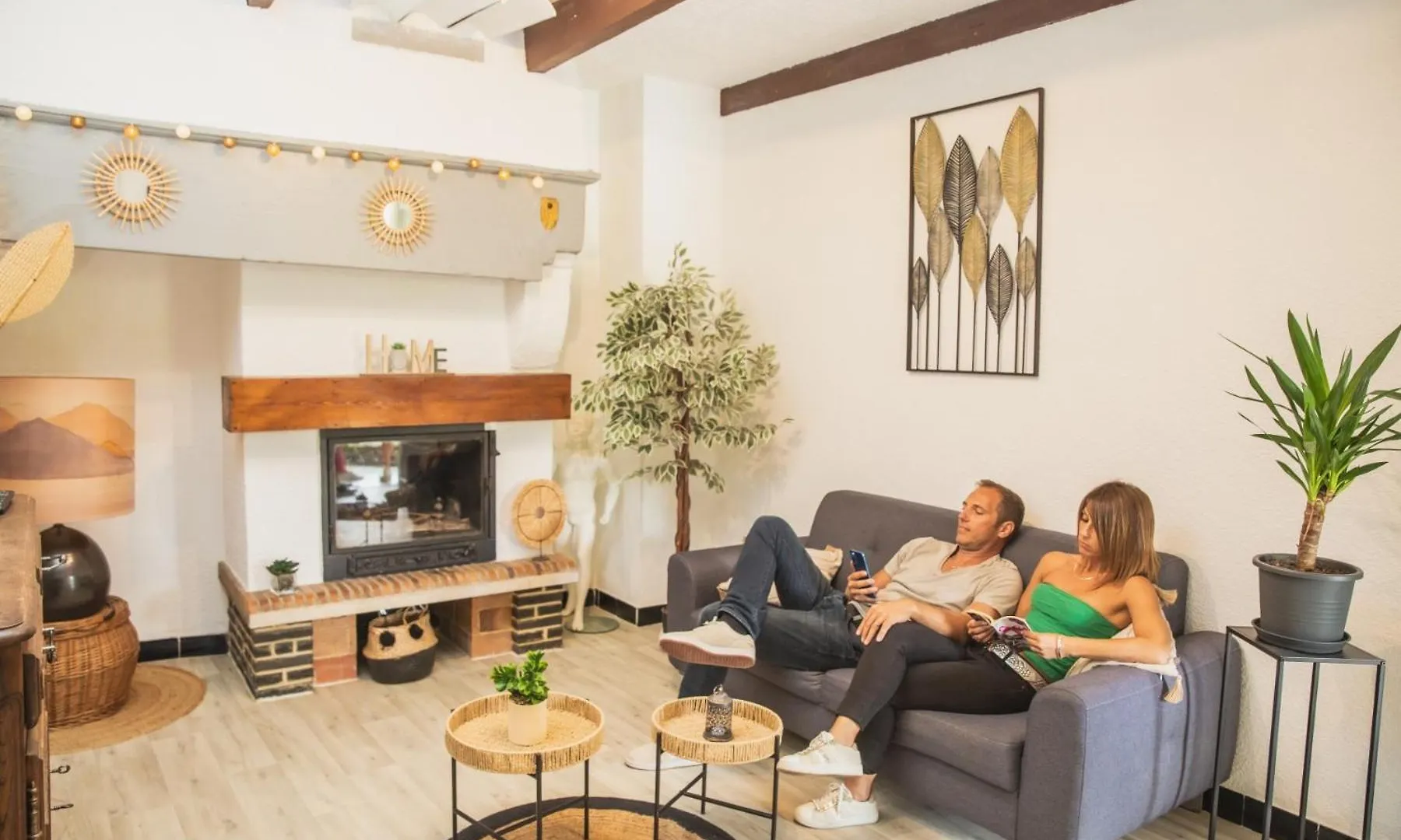 فندق مبيت وإفطار Auberge Les Voutes - Chambres D'Hotes A Lanas En Sud Ardeche Pres D'Aubenas, Ruoms Et La Grotte Chauvet